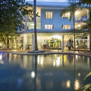 Aparthotel Outrigger